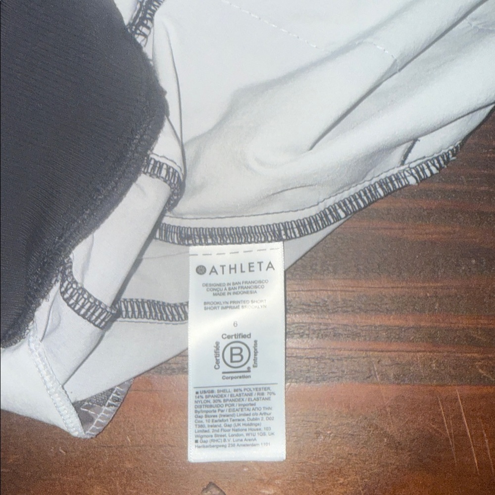 Athleta Black and Gray Brooklyn Short - Picture 7 of 7